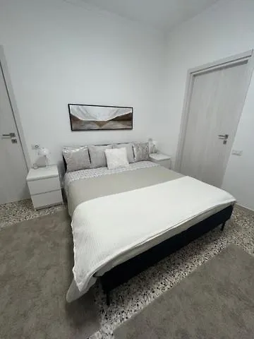 Homestay Malpensa Rooms Case Nuove
