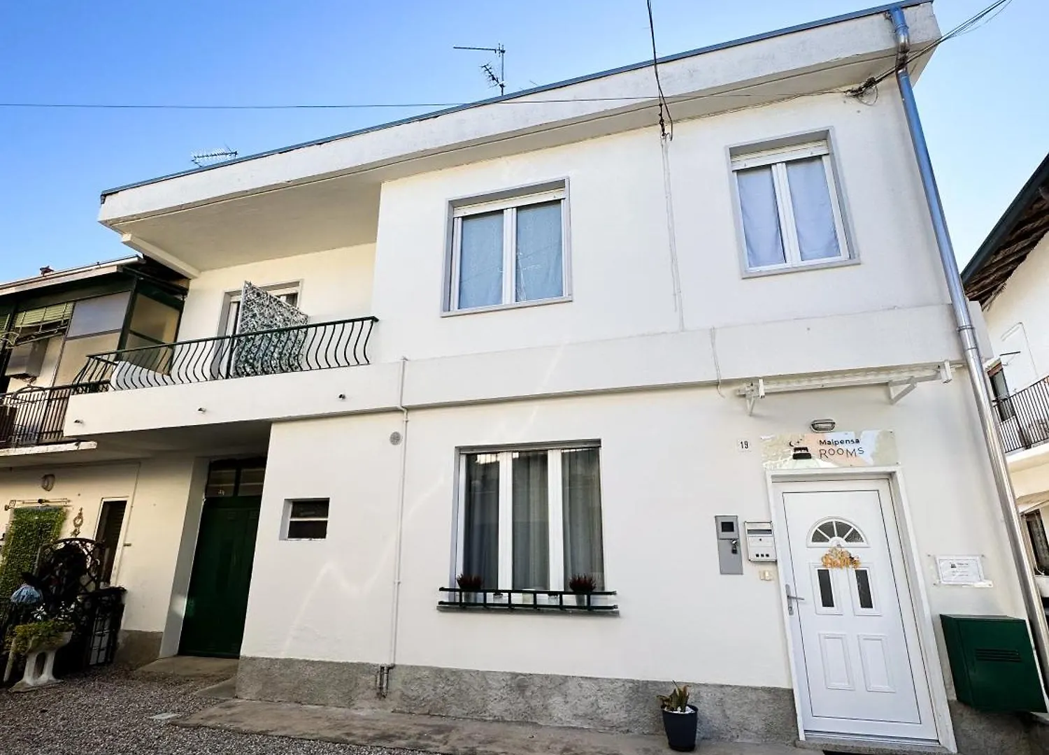Homestay Malpensa Rooms Case Nuove  Italy